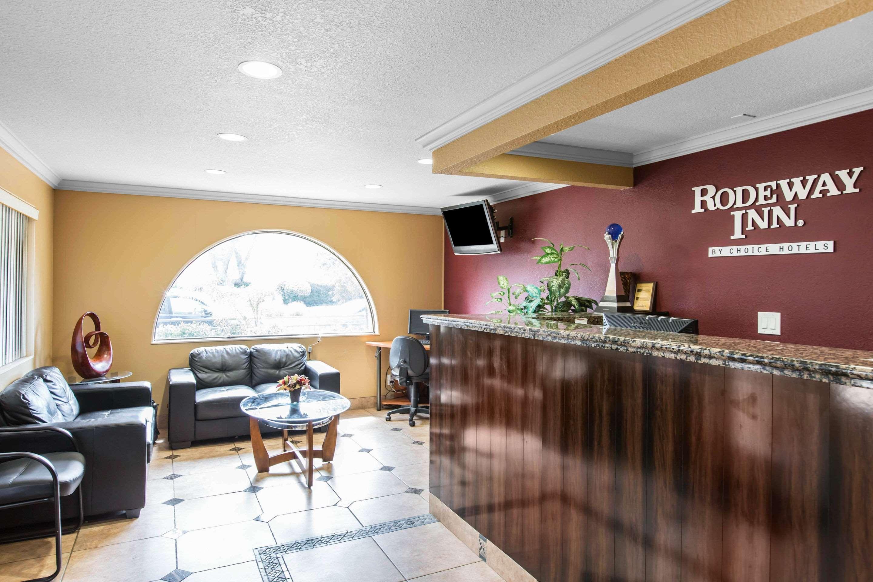 Inn Rodeway Downtown