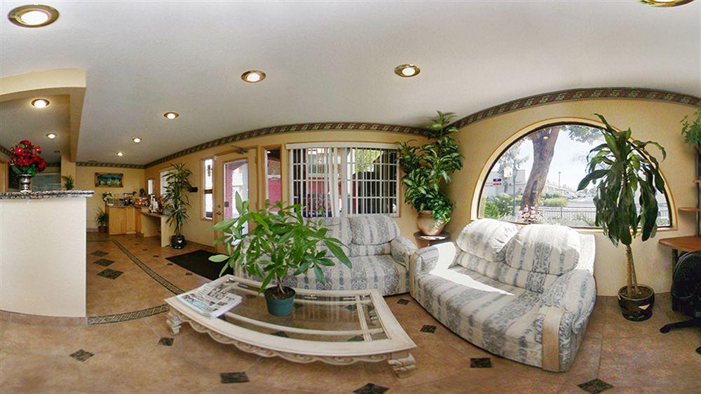 Rodeway Downtown Inn 2*