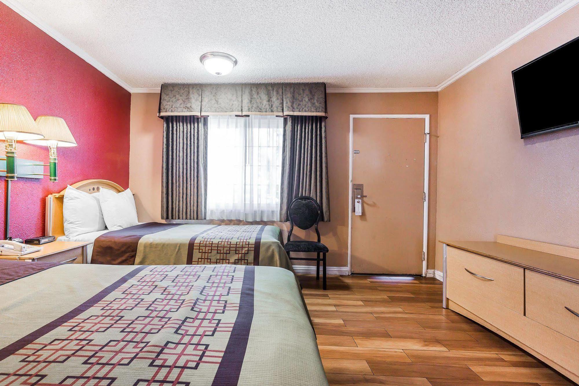 Inn Rodeway Downtown